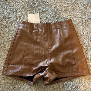 Kittenish leather shorts